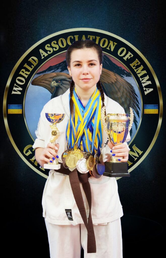 Гладиш МаринаБагаторазовий чемпіон та призер Міжнародних турнірів з Араши-Карате
Призер турнірів з кікбоксингу у розділі К-1
Кращий спортсмен ДЕСЯТИЛІТТЯ команди Грифон