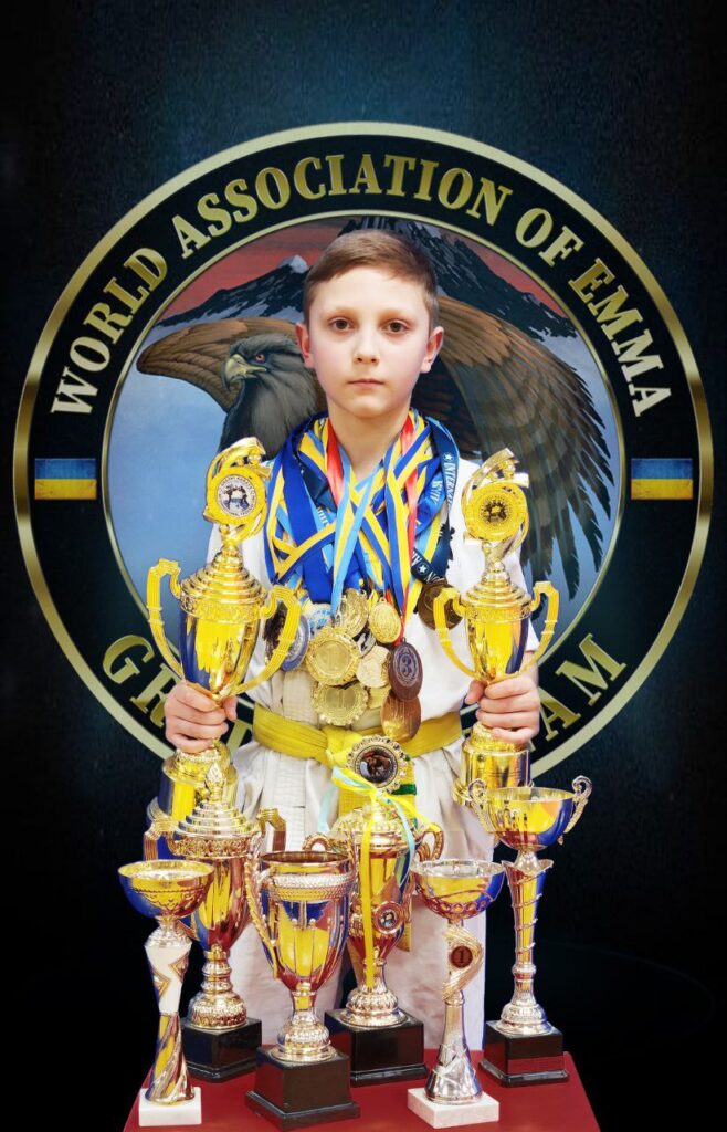 Стукалов Георгій КМСУ з кікбоксингу
Чемпіон Європи з кікбоксингу у розділі К-1 2025 року
Багаторазовий чемпіон та призер Міжнародних турнірів з ЕММА та Араши-Карате
Багаторазовий переможець турнірів з кікбоксингу у розділі К-1
Кращий спортсмен ДЕСЯТИЛІТТЯ команди Грифон