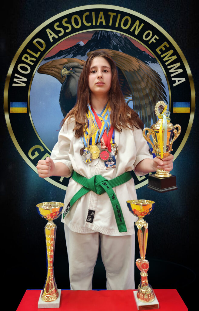 Ковальова Богдана 
Багаторазовий чемпіон та призер Міжнародних турнірів з ЕММА та Араши-Карате