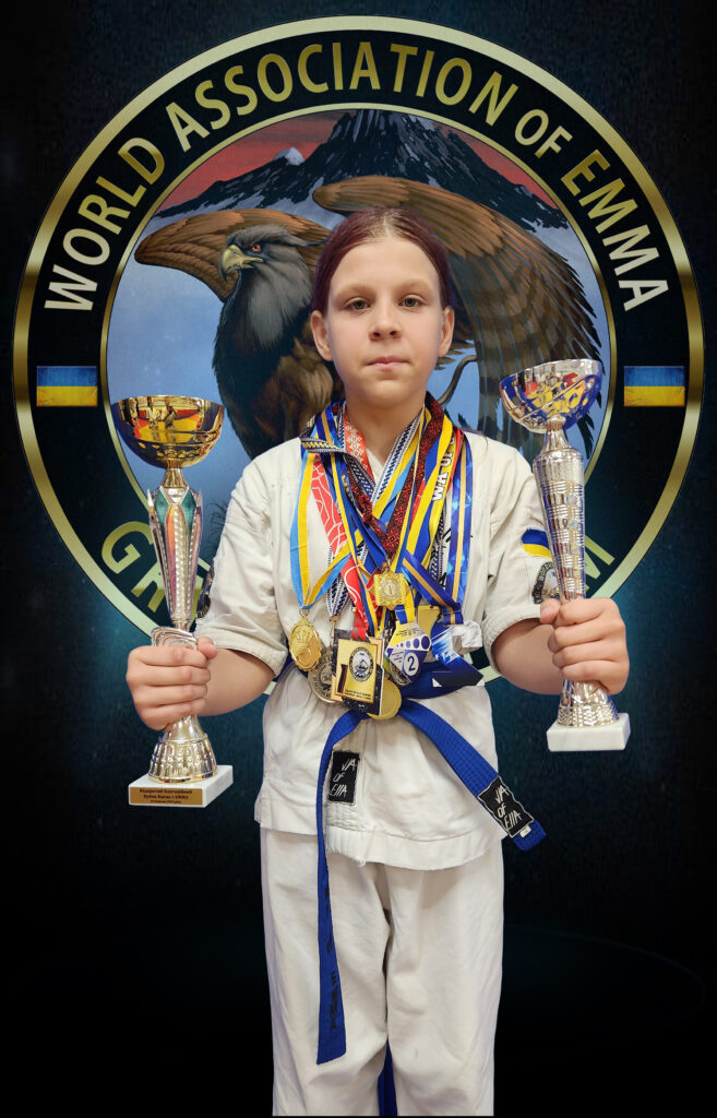 Хоренко Марія
Багаторазовий чемпіон та призер Міжнародних турнірів з ЕММА та Араши-Карате